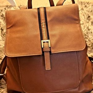 Chic Brown Tommy Hilfiger Backpack
